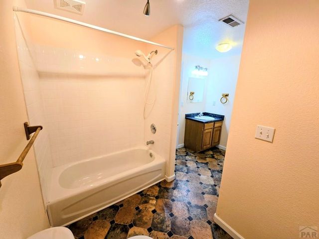 2149 Teal Court, Pueblo, CO 81008