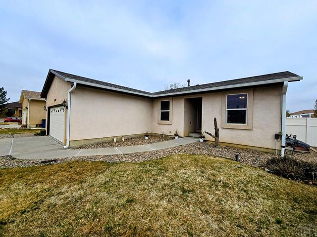 2149 Teal Court, Pueblo, CO 81008