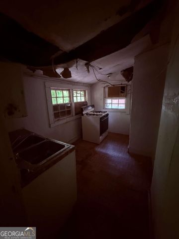 984 Sims Avenue NW, Atlanta, GA 30318