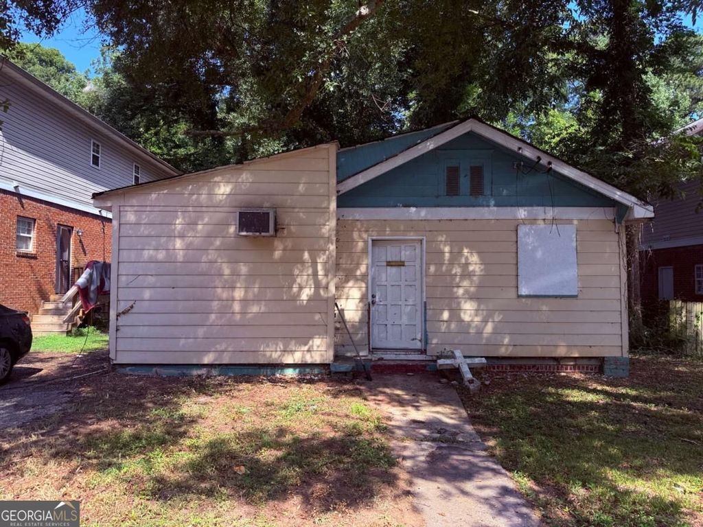 984 Sims Avenue NW, Atlanta, GA 30318