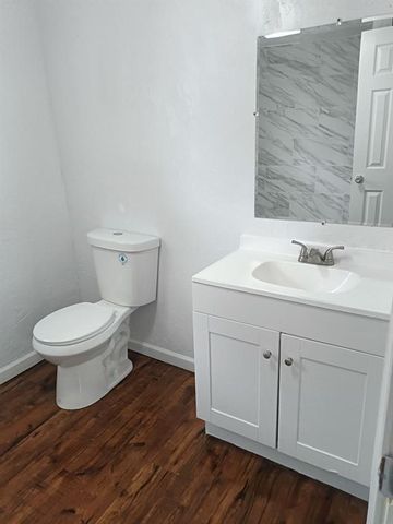 1732 NW 2nd Street, Oklahoma City, OK 73106