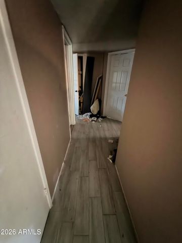 8057 W PIERSON Street, Phoenix, AZ 85033