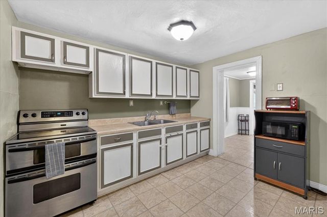 11378 Burgess Avenue, Bridgeton, MO 63044