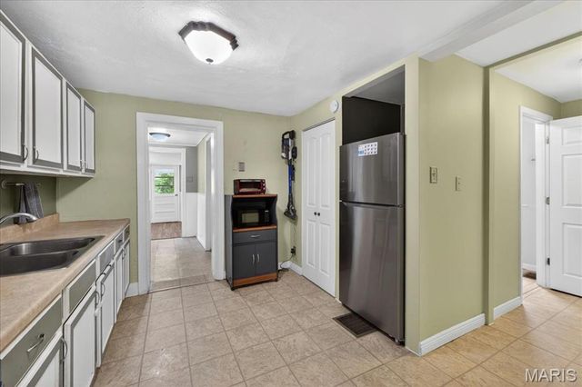 11378 Burgess Avenue, Bridgeton, MO 63044