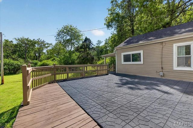 11378 Burgess Avenue, Bridgeton, MO 63044