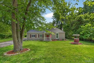 11378 Burgess Avenue, Bridgeton, MO 63044