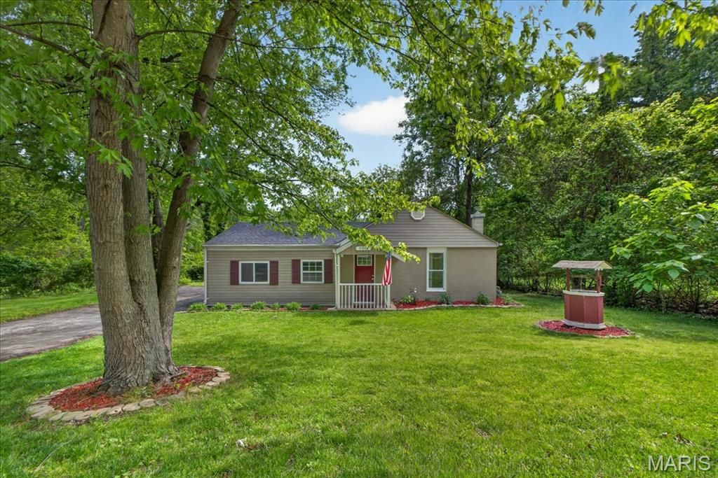 11378 Burgess Avenue, Bridgeton, MO 63044