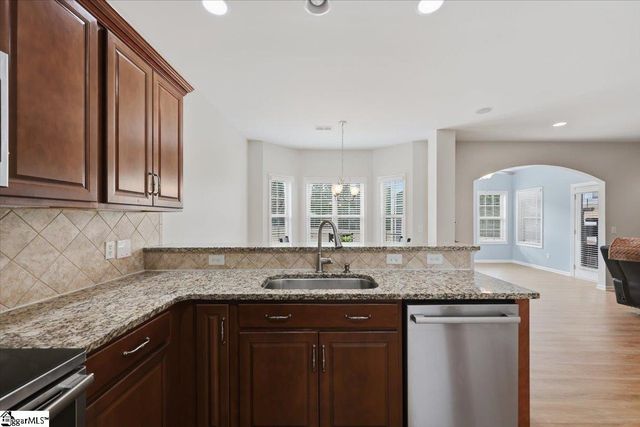 105 Damascus Drive, Simpsonville, SC 29681