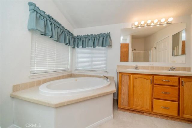22241 Nisqually 89, Apple Valley, CA 92308