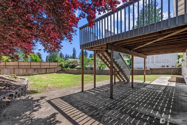 18711 64th Avenue W, Lynnwood, WA 98037