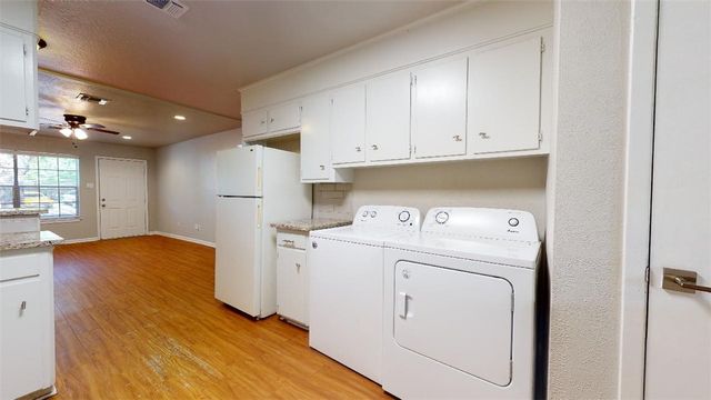 3923 Olive A, Bryan, TX 77801