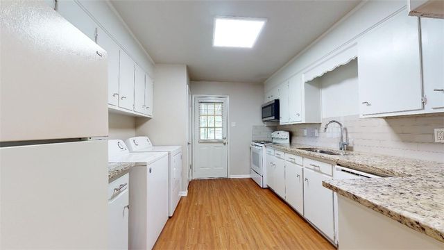 3923 Olive A, Bryan, TX 77801