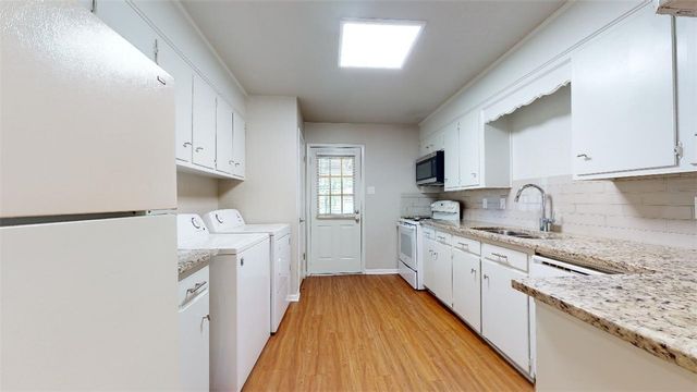 3923 Olive A, Bryan, TX 77801