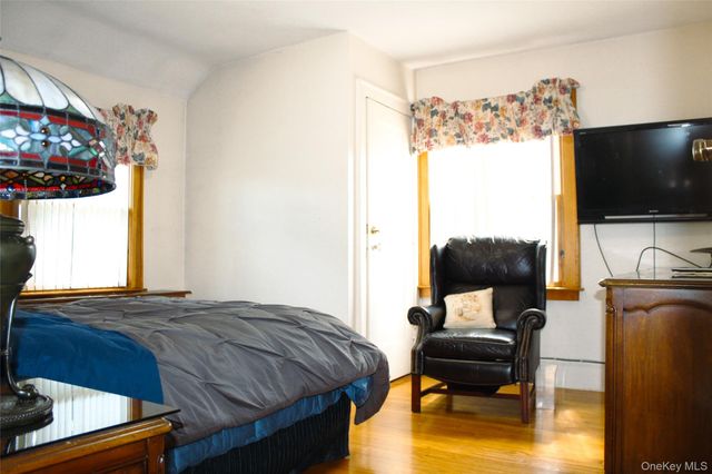 13927 225th Street, Laurelton, NY 11413