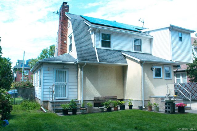 13927 225th Street, Laurelton, NY 11413