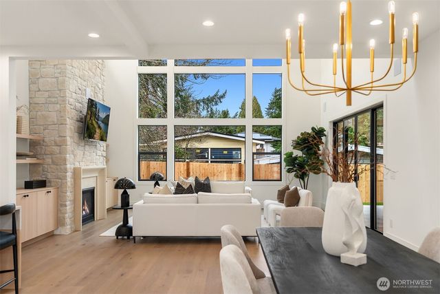 1657 151st Avenue SE, Bellevue, WA 98007