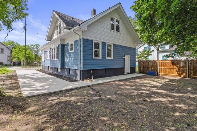 1342 St Patrick STREET, Racine, WI 53404