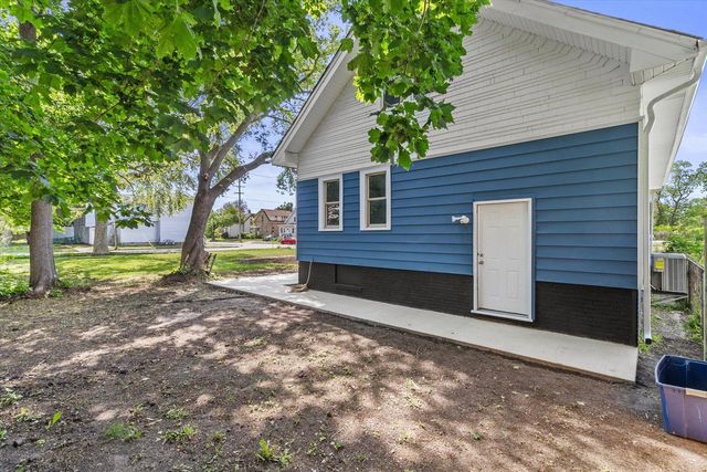 1342 St Patrick STREET, Racine, WI 53404