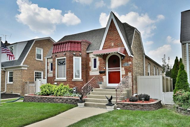 2728 Spruce Street, River Grove, IL 60171