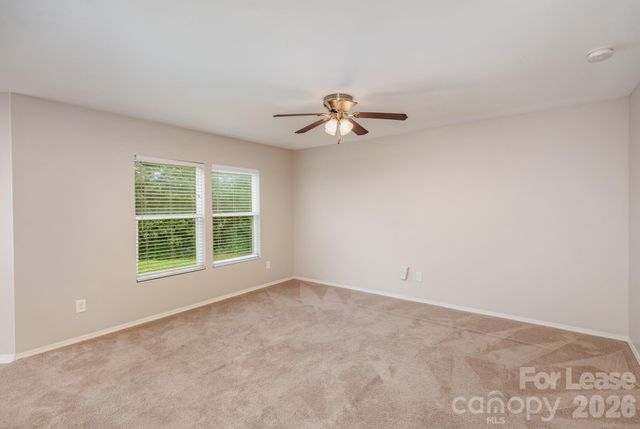 6442 Ridgeview Commons Drive, Charlotte, NC 28269