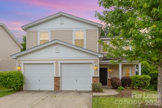 6442 Ridgeview Commons Drive, Charlotte, NC 28269