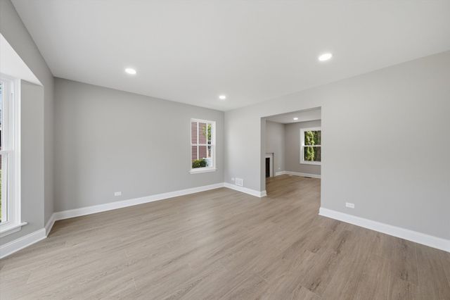 308 Homewood Drive, Bolingbrook, IL 60440
