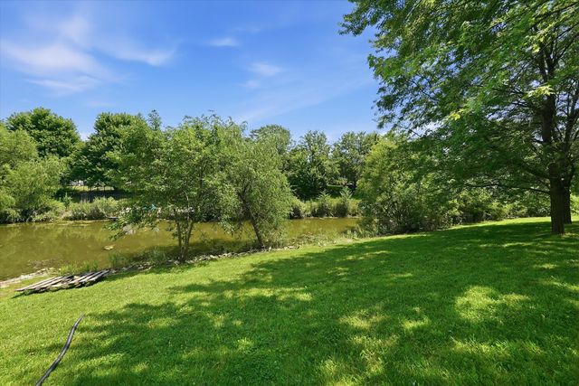 308 Homewood Drive, Bolingbrook, IL 60440
