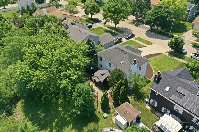 308 Homewood Drive, Bolingbrook, IL 60440