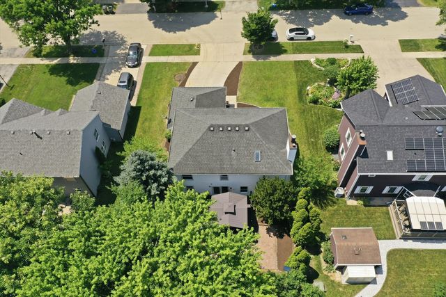 308 Homewood Drive, Bolingbrook, IL 60440