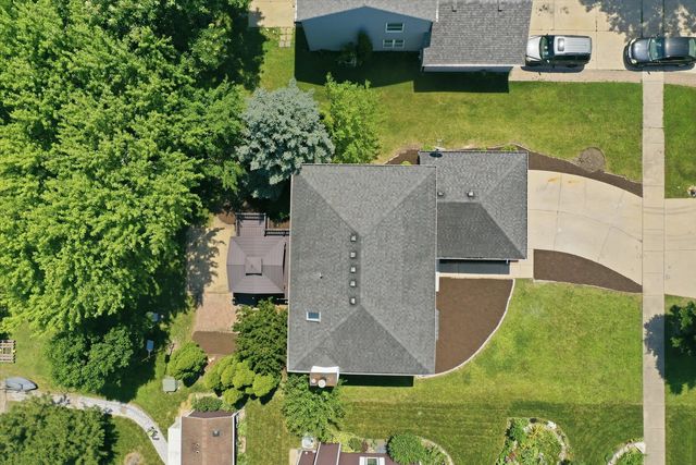 308 Homewood Drive, Bolingbrook, IL 60440