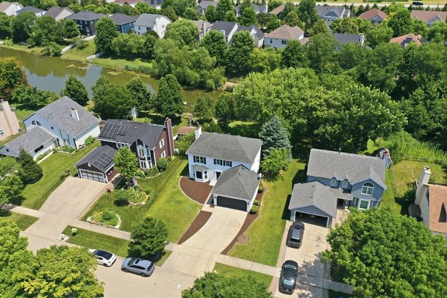 308 Homewood Drive, Bolingbrook, IL 60440