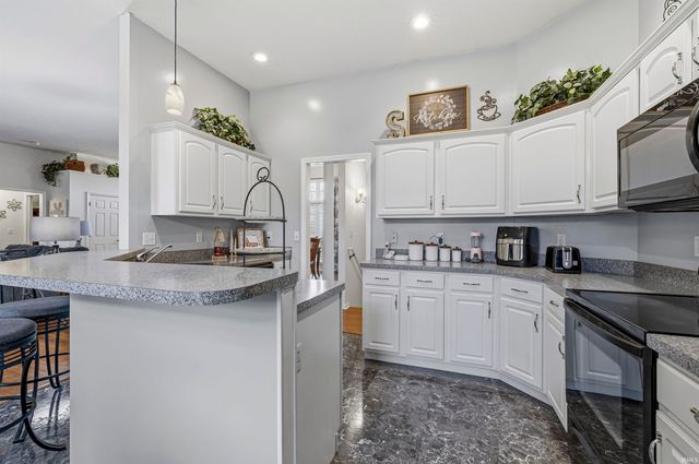 51691 Windyridge Court, South Bend, IN 46628