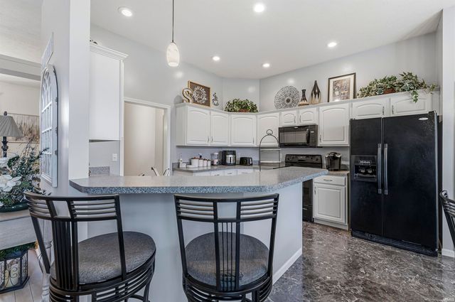 51691 Windyridge Court, South Bend, IN 46628