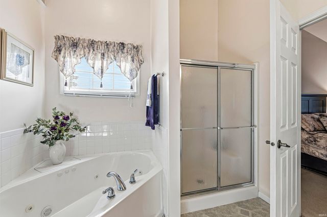 51691 Windyridge Court, South Bend, IN 46628