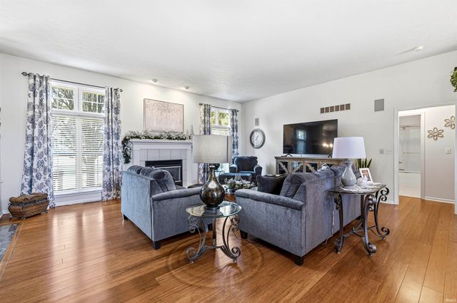 51691 Windyridge Court, South Bend, IN 46628