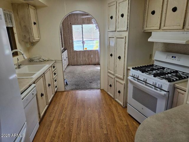 19065 N DINERO Road, Sun City, AZ 85373