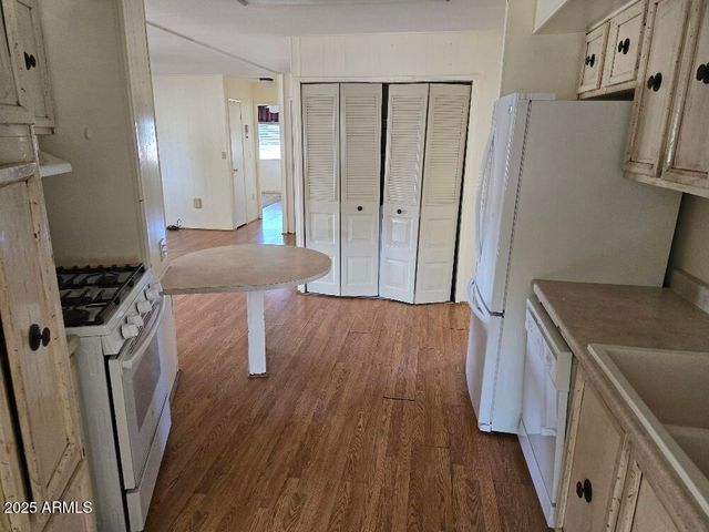 19065 N DINERO Road, Sun City, AZ 85373