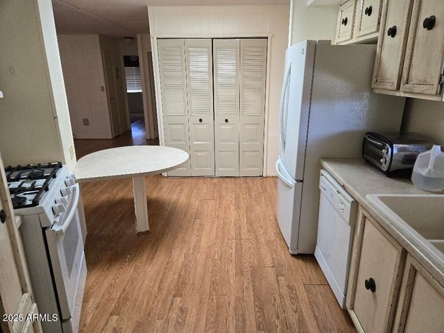 19065 N DINERO Road, Sun City, AZ 85373