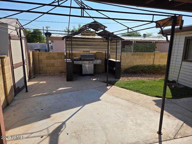 19065 N DINERO Road, Sun City, AZ 85373