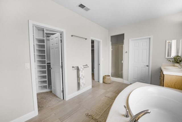 653 Lilja Ct, Roseville, CA 95678