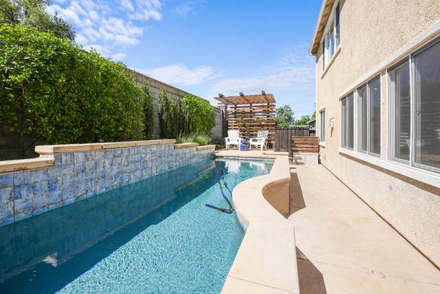 653 Lilja Ct, Roseville, CA 95678