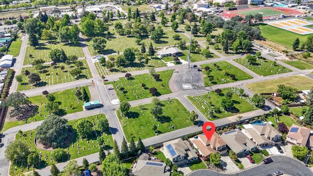 653 Lilja Ct, Roseville, CA 95678