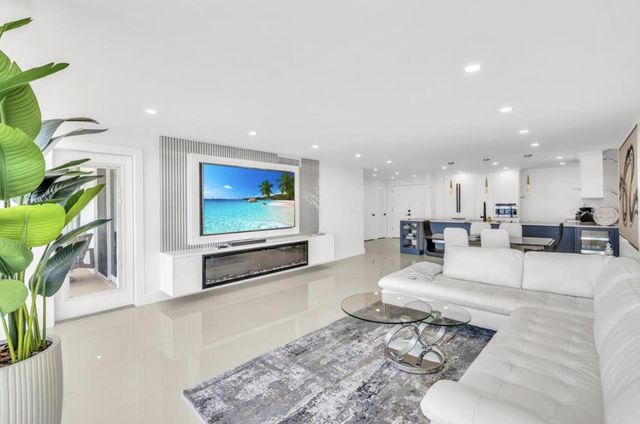 3000 S Ocean Boulevard 1405, Boca Raton, FL 33432