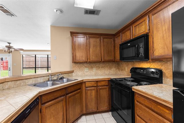 4817 Indio Lane, Sherman, TX 75092
