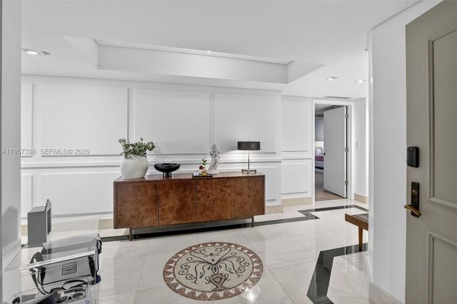 7000 Island Blvd 1109, Aventura, FL 33160