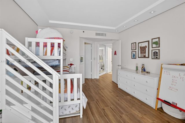 7000 Island Blvd 1109, Aventura, FL 33160