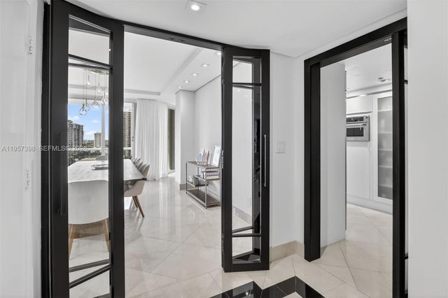 7000 Island Blvd 1109, Aventura, FL 33160