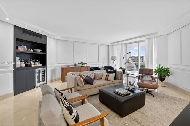 7000 Island Blvd 1109, Aventura, FL 33160