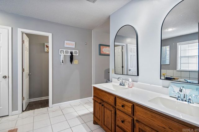 700 Shannon Lane, Sheridan, AR 72150