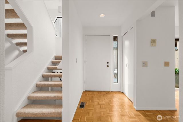 2938 Kennewick Place NE, Renton, WA 98056